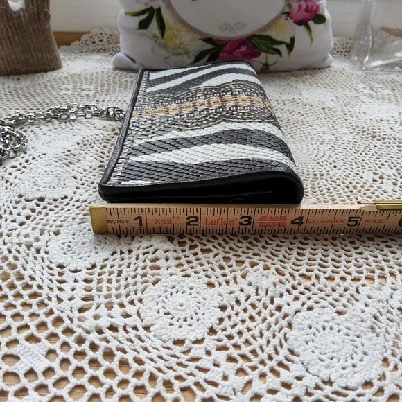 Brighton Africa Stories Wallet Crossbody H36653 - Picture 12 of 12